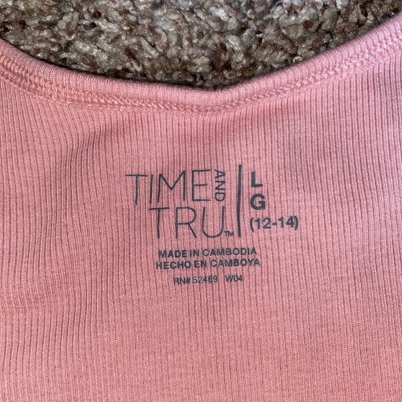 Time and Tru Ribbed Tank - Picture 3 of 3